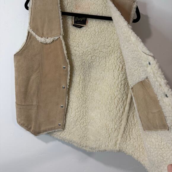 Wrangler Unisex Vintage Suede Vest Western Snap Sherpa Lined Tan - Picture 8 of 8
